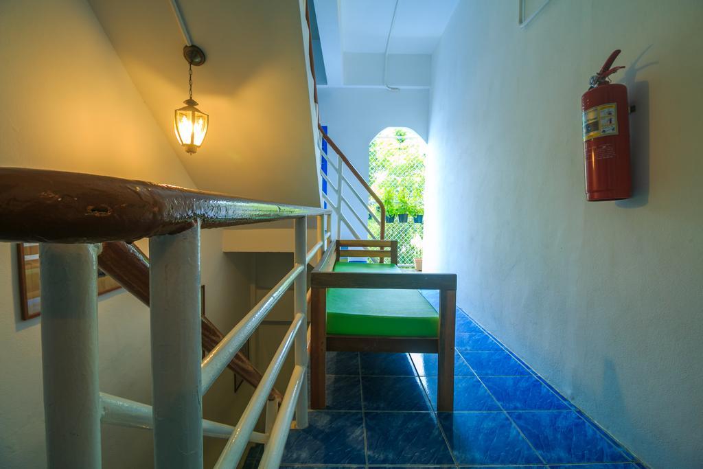 Frog House Bed & Breakfast (Adults Only) Patong Exterior photo